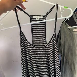 American Eagle flowy tank